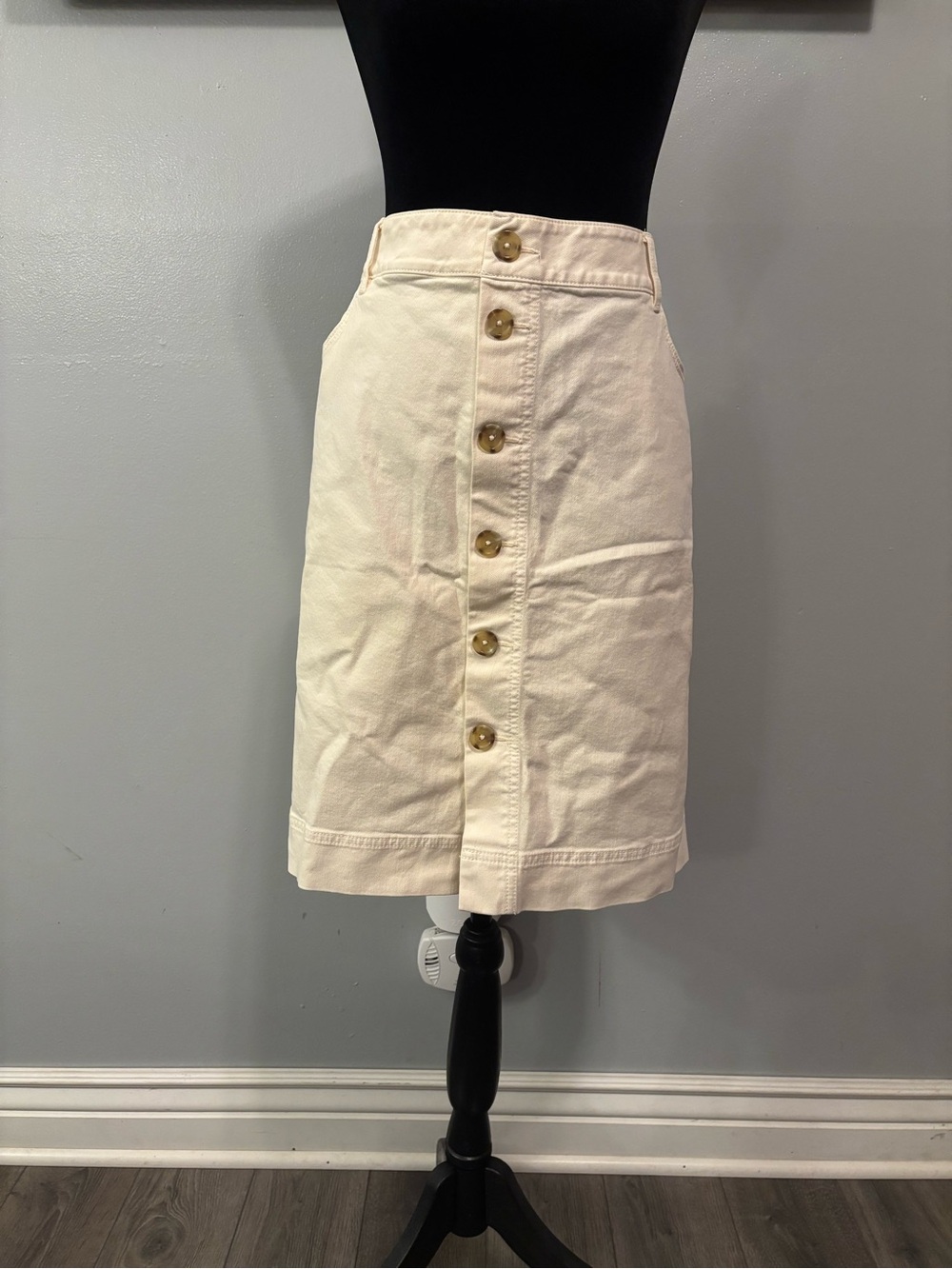 LOFT Cream Button-Front Cotton/Spandex Blend Mini Skirt